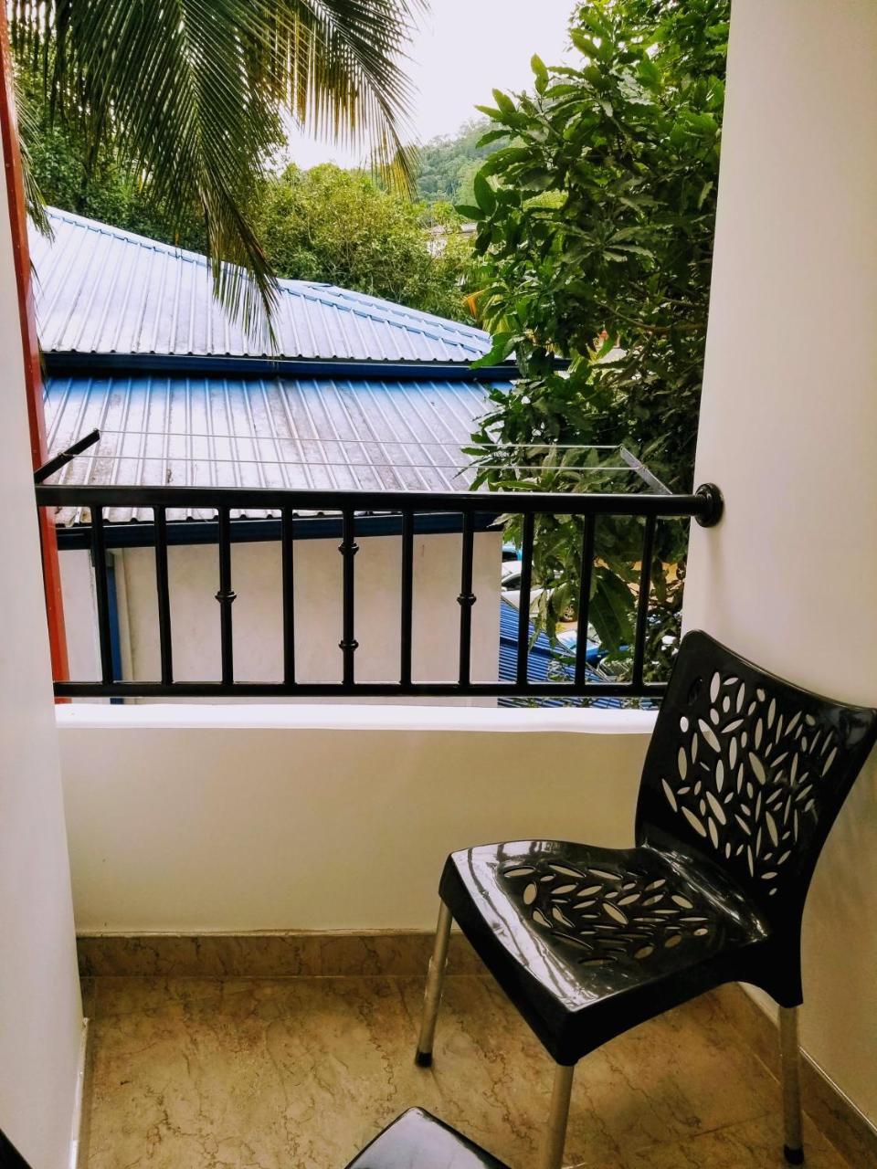 Queens mount Kandy Extérieur photo